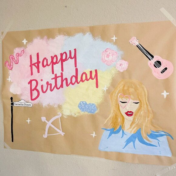 Taylor Swift- Lover Birthday Banner - Picture 1 of 1